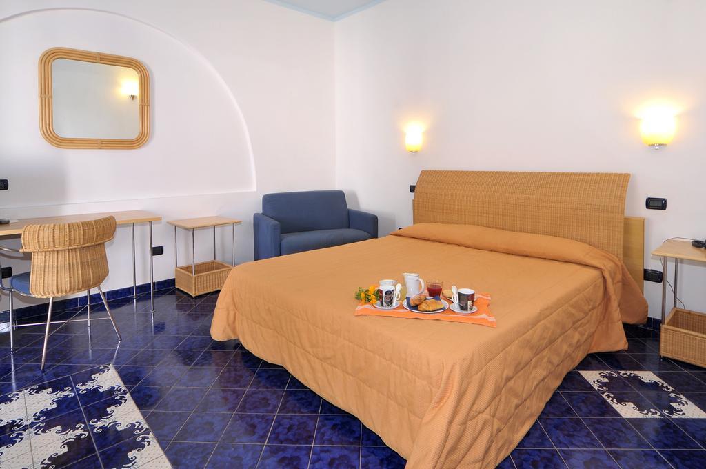 Hotel Aura Вулкано Екстериор снимка